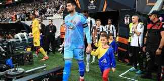 Beşiktaş Goalkeeper Crisis: Ersin Destanoğlu Injured Following Mert Günok – Sözcü Newspaper news-05102024-162318