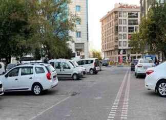 Last Minute: 4.3 Magnitude Earthquake in Canakkale news-27102024-193312