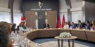 CHP Istanbul Provincial Organization Holds Extraordinary Meeting in Esenyurt news-31102024-025440