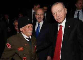 Turkish Veteran Uzun Meets President Erdogan news-10112024-150336