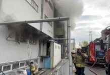 Fire in a Business Center in Avcılar: 3 People Taken to Hospital – Sözcü Newspaper news-18112024-131255