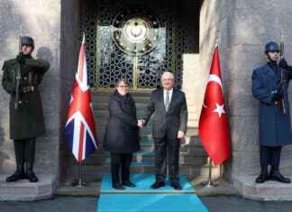 meeting-between-minister-gler-and-uk-secretary-of-state-for-defence-procurement-and-ndustry-eagle