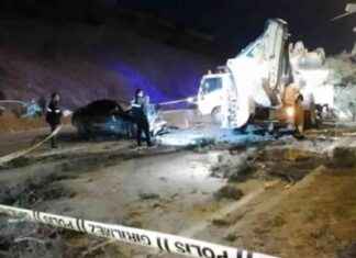 Kahramanmaraş’ta Otomobil İş Makinesine Çarptı: 1 Ölü kahramanmarata-otomobil-i-makinesine-arpt-1-l