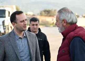 Modern Truck Garage Completing to Ease Bornova Traffic modern-truck-garage-completing-to-ease-bornova-traffic