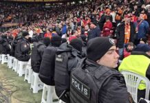 galatasaray-fenerbahe-derbisinde-71-kiiye-ilem-yapld