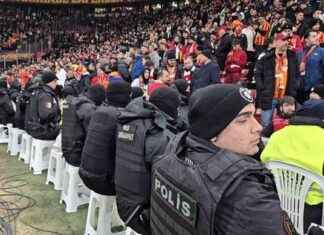 Galatasaray-Fenerbahçe Derbisinde 71 Kişiye İşlem Yapıldı galatasaray-fenerbahe-derbisinde-71-kiiye-ilem-yapld