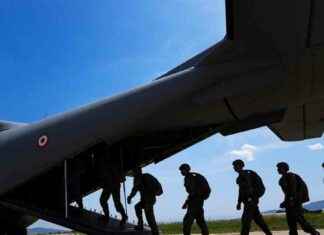 Challenging Parachute Training by TSK: ”Prepares for Any Mission” – CNN TÜRK Latest News challenging-parachute-training-by-tsk-prepares-for-any-mission-cnn-trk-latest-news