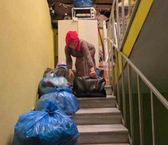 lost-6-year-divorce-case-now-living-in-attic