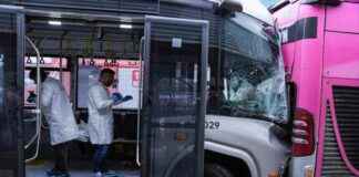 Metrobüs Çarpışması Beylikdüzü’nde: 1 Ölü, 40 Yaralı metrobs-arpmas-beylikdznde-1-l-40-yaral