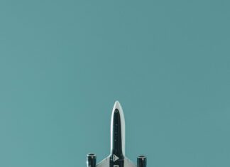 Delta Flight DL275 Diverted LAX: What Caused This Unexpected Change? Delta Flight DL275 diverted, DL275 LAX diversion, Delta emergency landing LAX, DL275 flight update, Delta diverted flight news, DL275 incident report