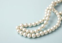 The Timeless Elegance of Pearls: A Fashion Staple Through the Ages The Timeless Elegance of Pearls: A Fashion Staple Through the Ages